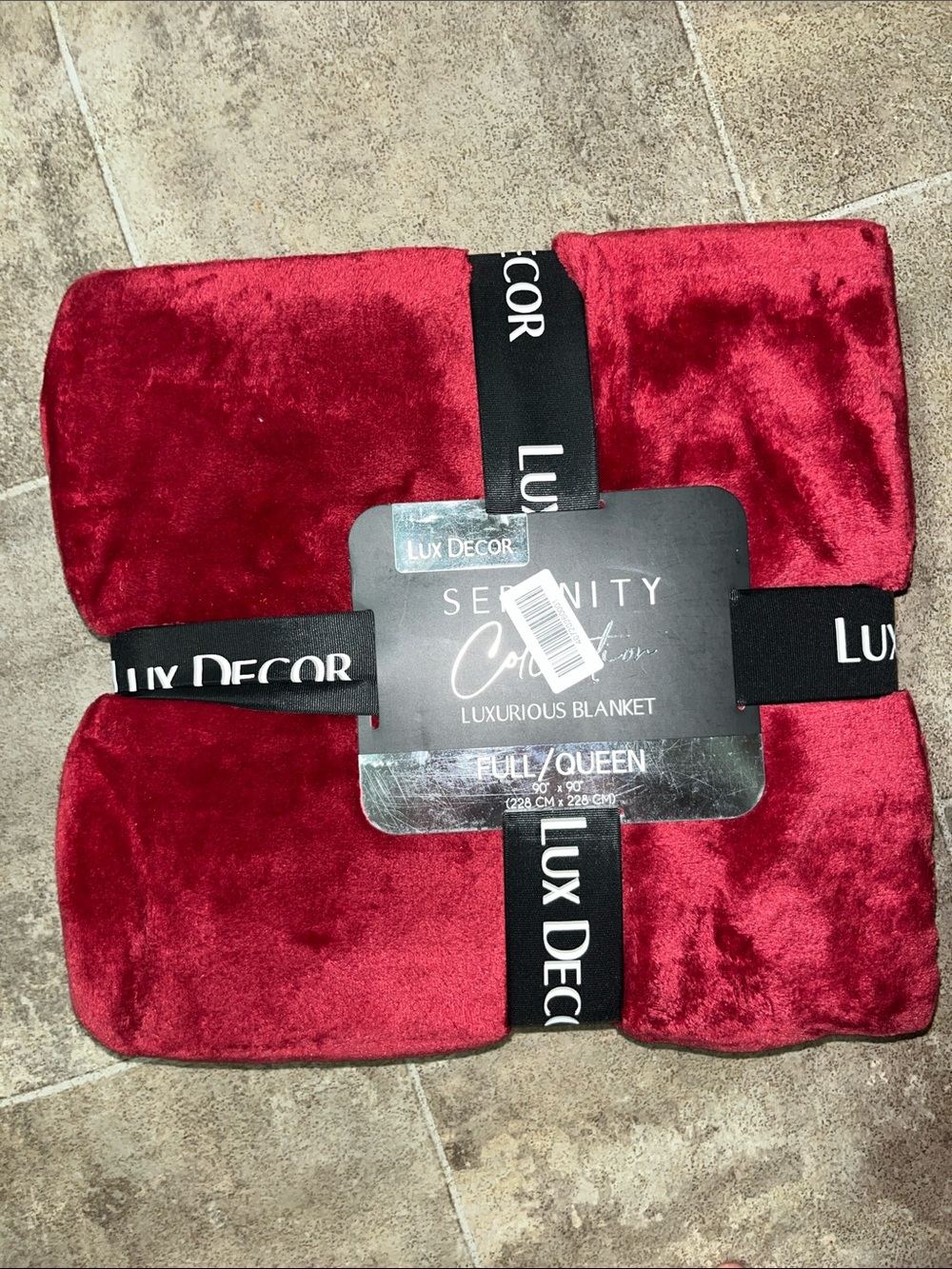 Serenity Luxurious Blanket - Deep Red